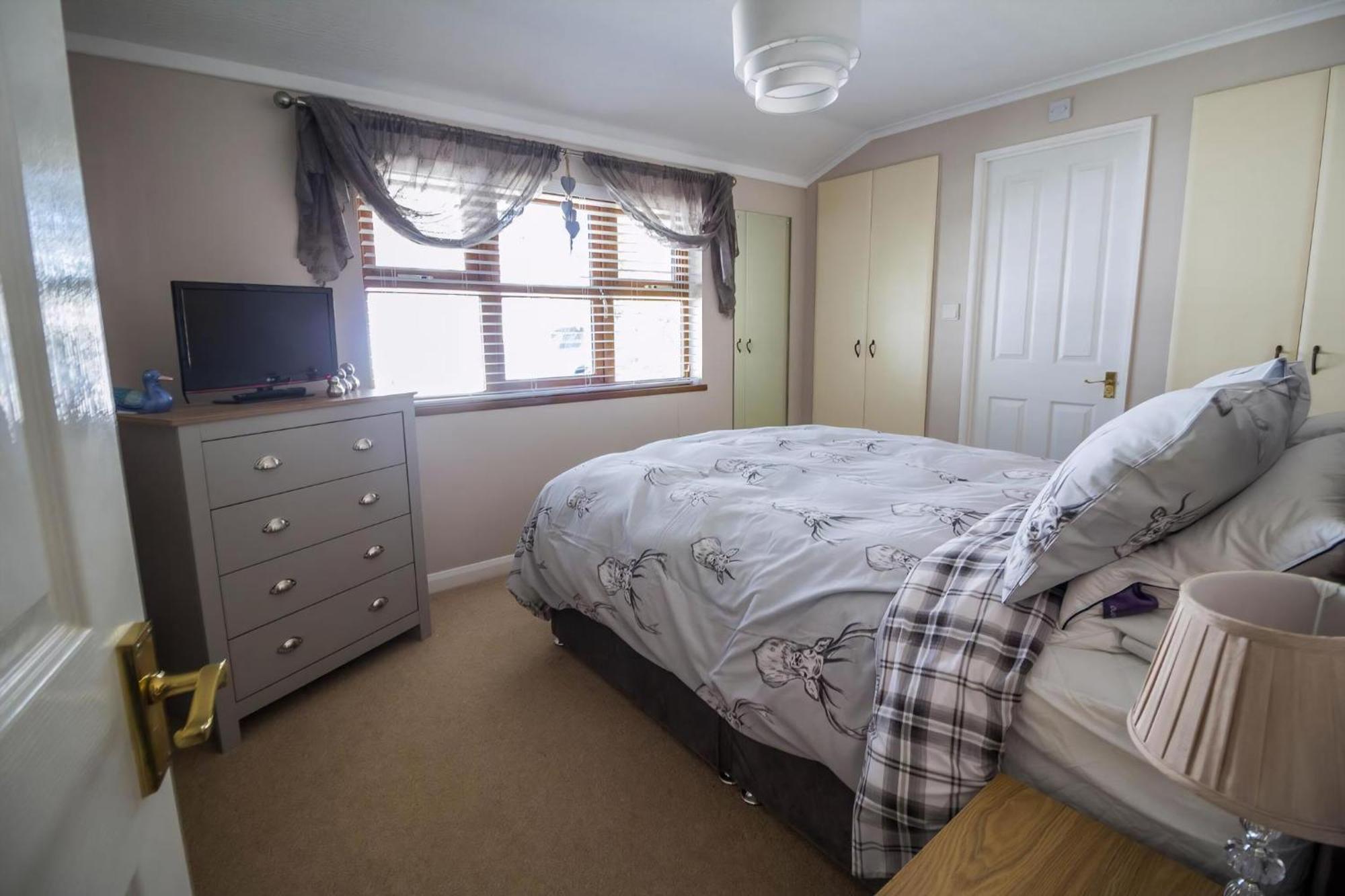 Stunning Lodge With Free Wifi For Hire At Carlton Meres In Suffolk Ref 60013M 萨克斯曼德姆 外观 照片